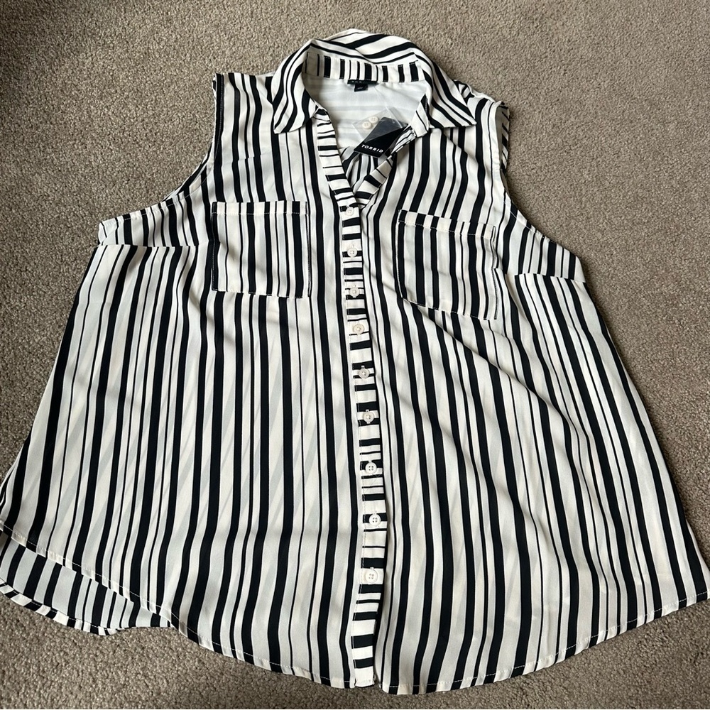 Torrid Black and White Striped Sleeveless Top